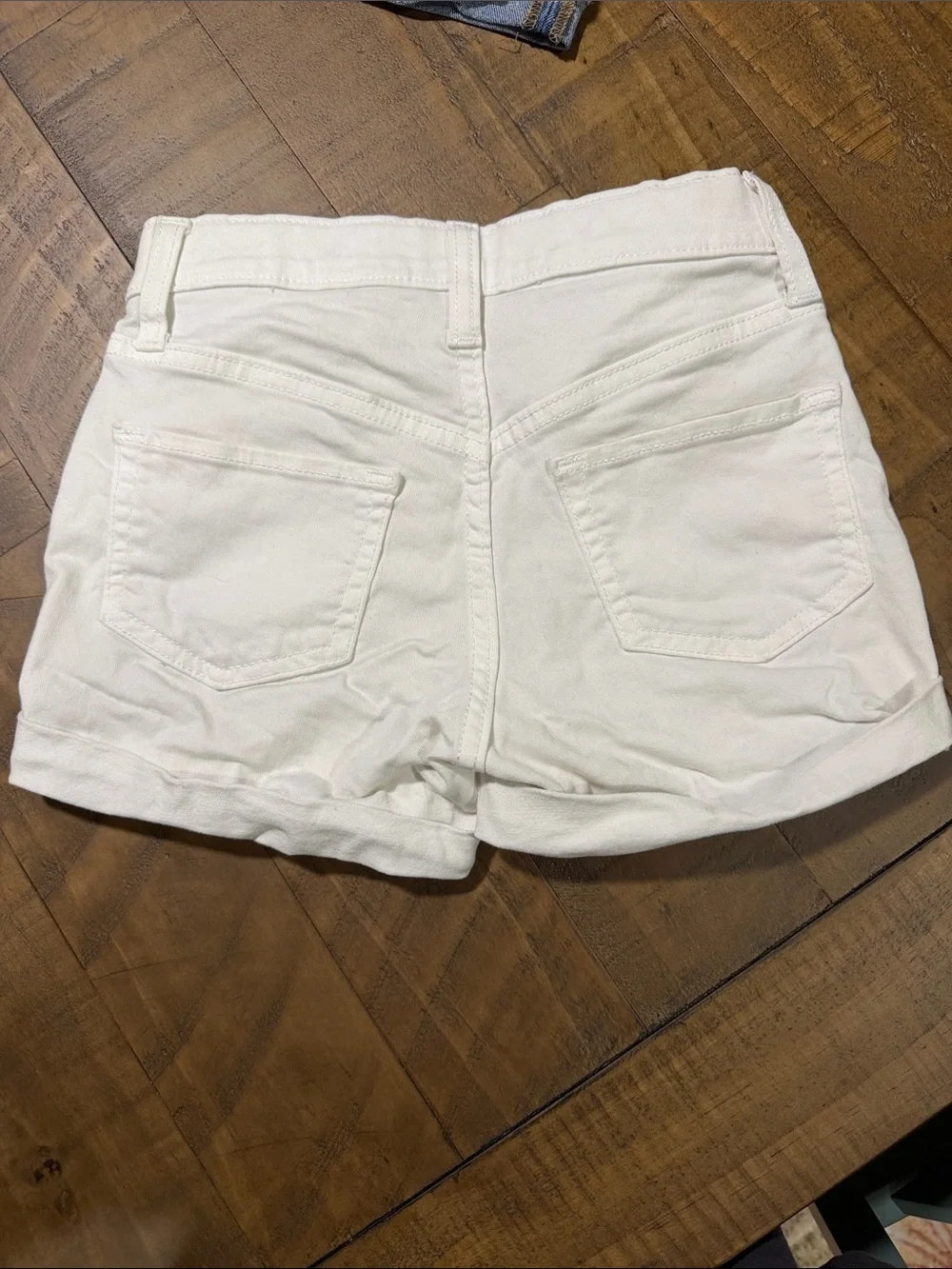 Old Navy White Rolled-Hem Kids Shorts